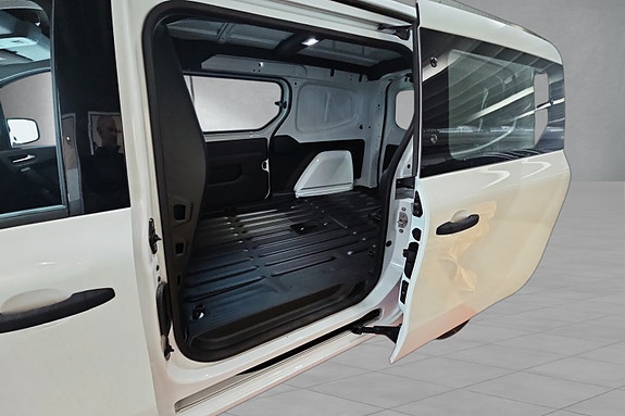 Nissan Townstar 8 of 20