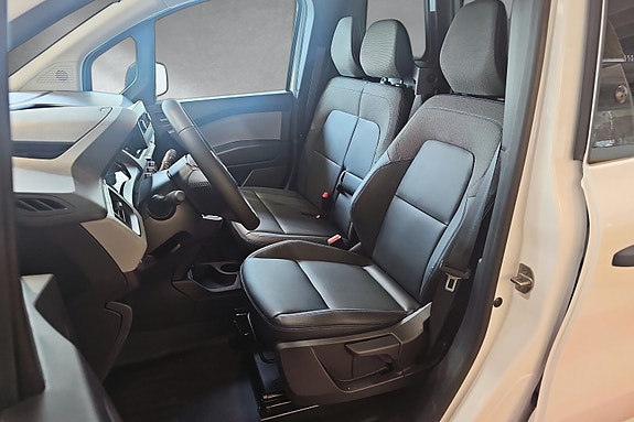 Nissan Townstar 10 of 20