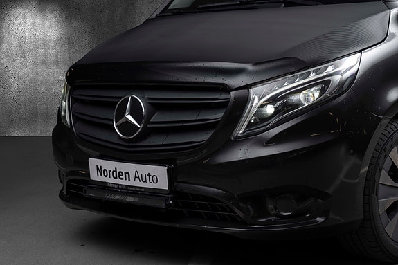 Mercedes-Benz Vito 119 2 of 24