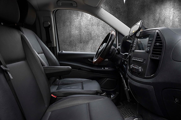 Mercedes-Benz Vito 119 18 of 24
