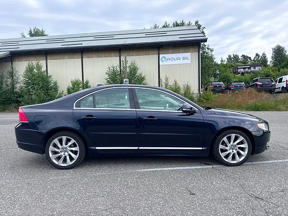 Volvo S80 5 of 5