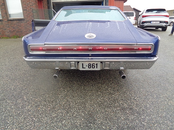 Dodge Charger 2 of 30