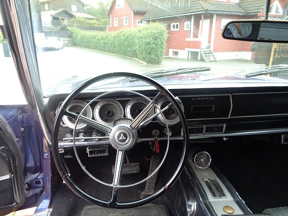 Dodge Charger 12 of 30