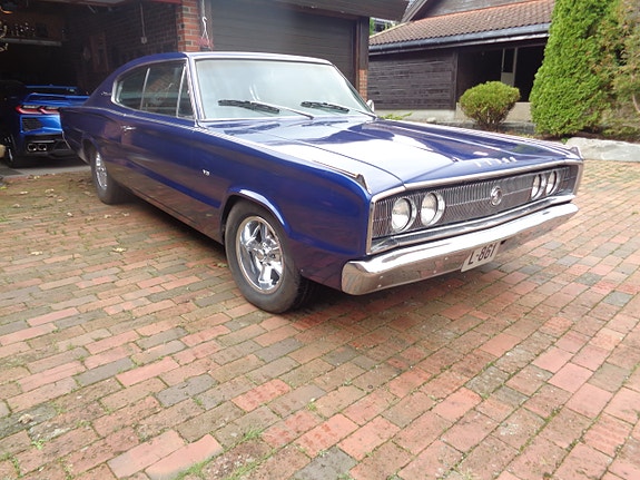 Dodge Charger 3 of 30