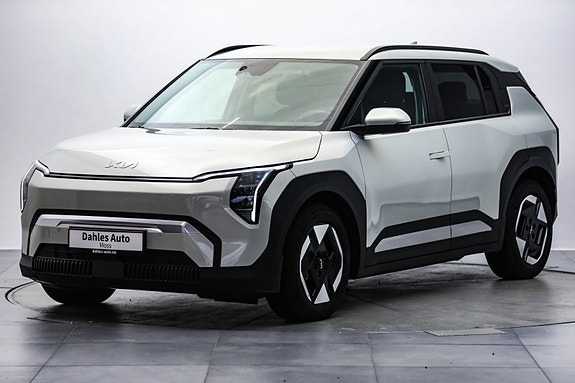 Kia EV3 4 of 5