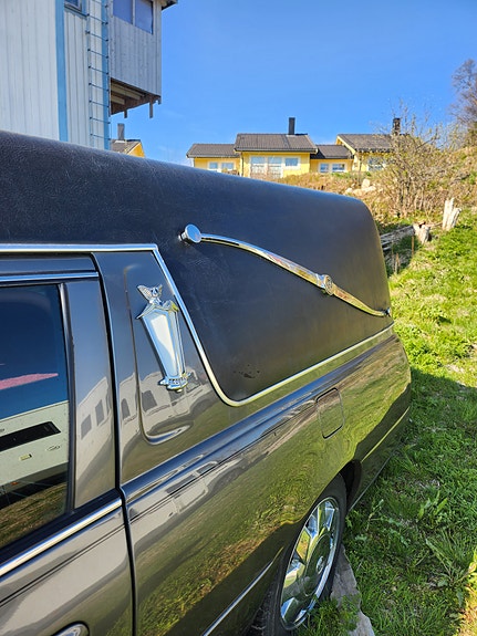 Cadillac 4 of 5