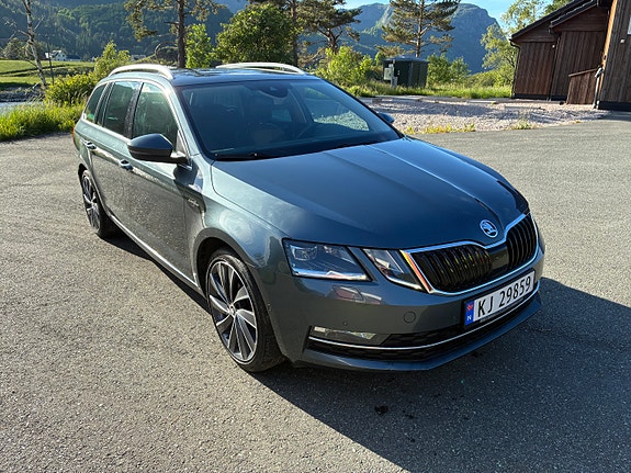 Skoda Octavia 4 of 5
