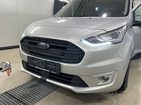 Ford Transit Connect 27 of 27