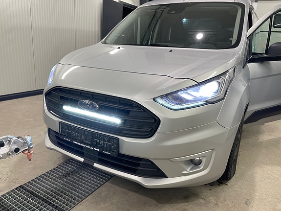Ford Transit Connect 25 of 27