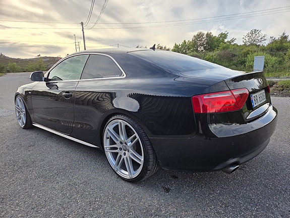 Audi A5 3 of 30