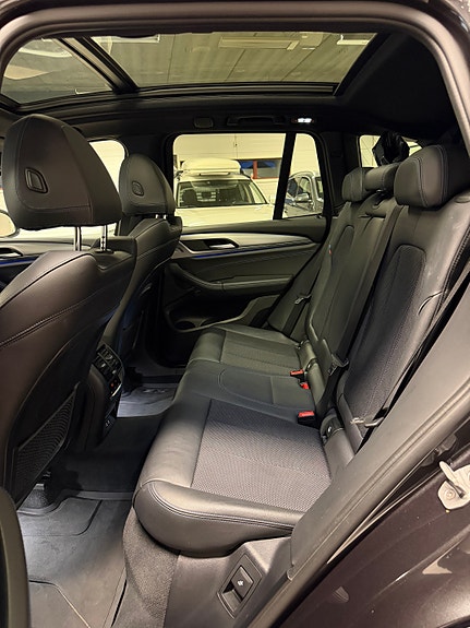 BMW X3 28 of 30