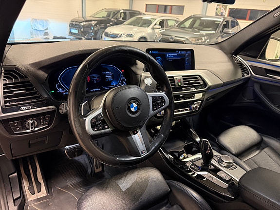 BMW X3 18 of 30