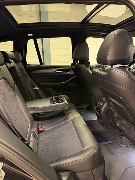 BMW X3 30 of 30