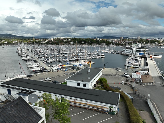Klubbkontoret og Dronningen marina på Bygdøy