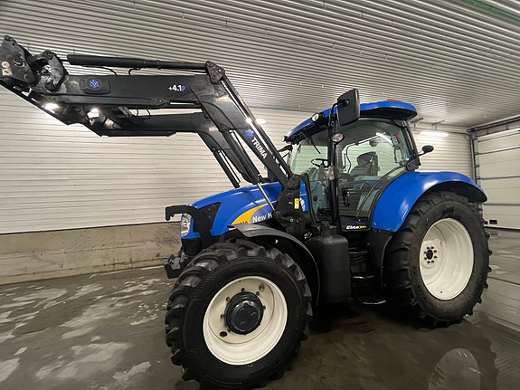 New Holland Elite T6050