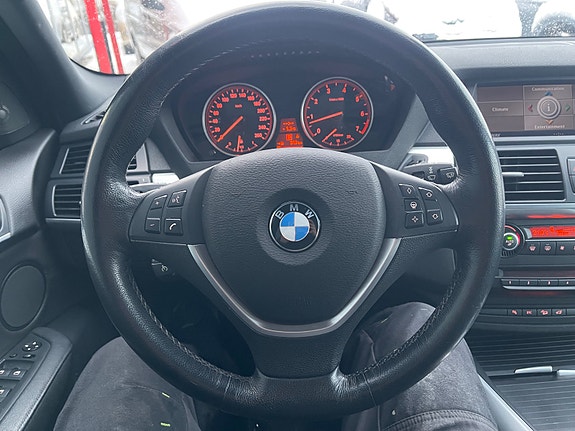 BMW X5 11 of 30