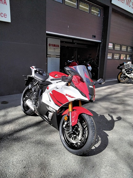 Yamaha R7 70th. Anniversary, Nyhet 2026 2 of 9