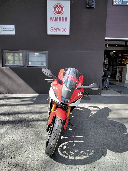 Yamaha R7 70th. Anniversary, Nyhet 2026 3 of 9