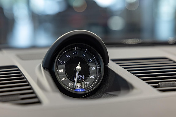 Porsche 911 Carrera 4 GTS 24 of 30
