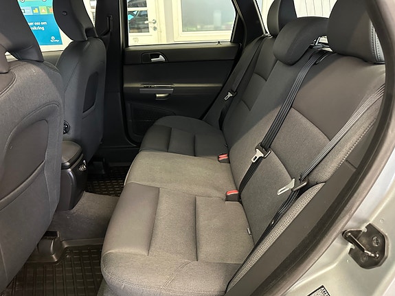 Volvo V50 21 of 30