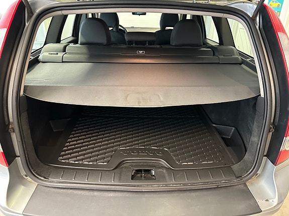 Volvo V50 22 of 30