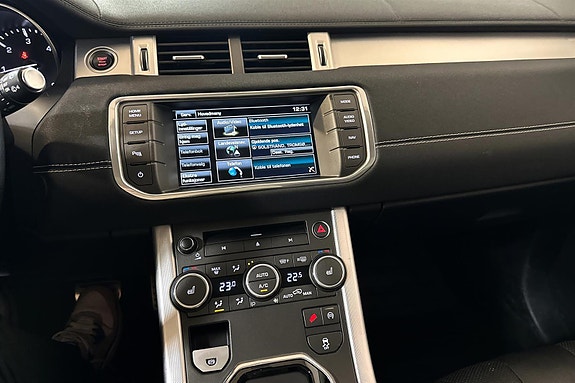 Land Rover Range Rover Evoque 16 of 20