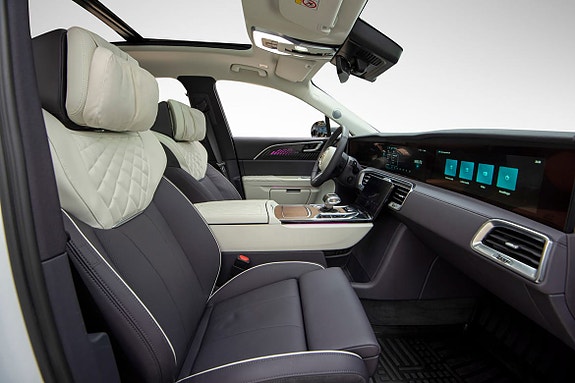 Hongqi E-HS9 33 hos Sommerseth