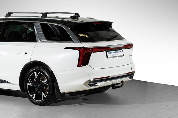 Hongqi E-HS9 9 hos Sommerseth