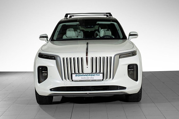 Hongqi E-HS9 4 hos Sommerseth