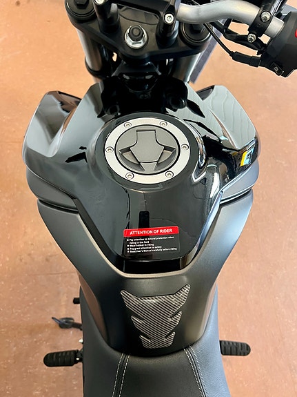 VOGE 125R 8 of 15