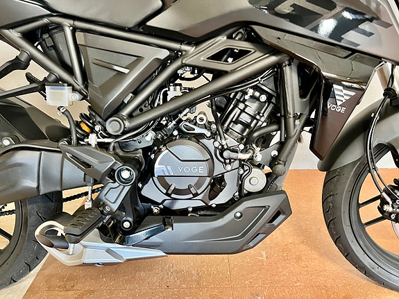 VOGE 125R 4 of 15