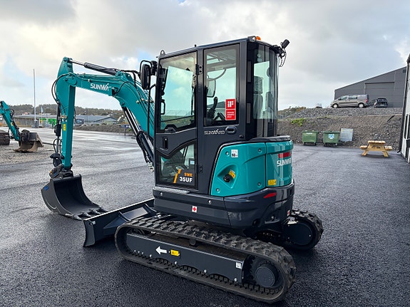 Sunward SWE35UF  4100kg 2 of 13