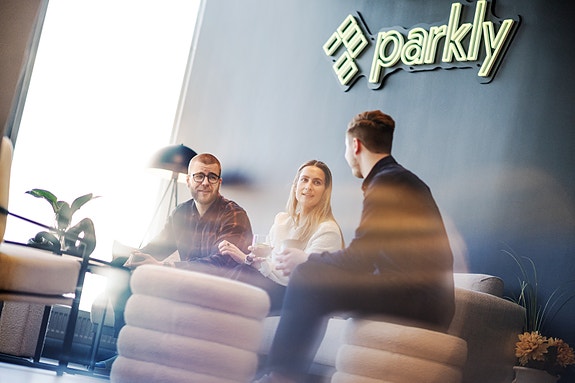 Det er alltid rom for en kollegial sofaprat i Parkly Loungen, fag eller triviell.