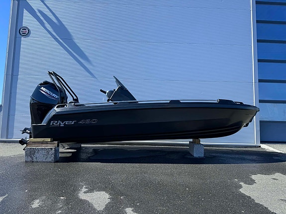 River 460 XR