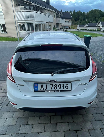 Ford Fiesta 5 of 11
