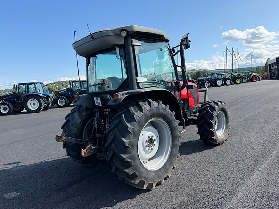 Massey Ferguson 2430 11 of 30