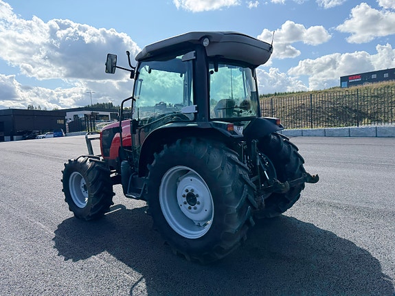 Massey Ferguson 2430 8 of 30