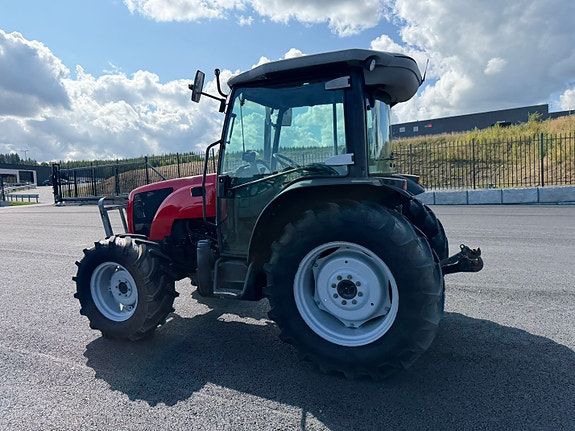 Massey Ferguson 2430 5 of 30