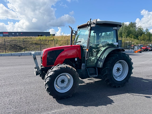 Massey Ferguson 2430 3 of 30