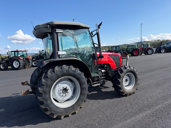 Massey Ferguson 2430 14 of 30