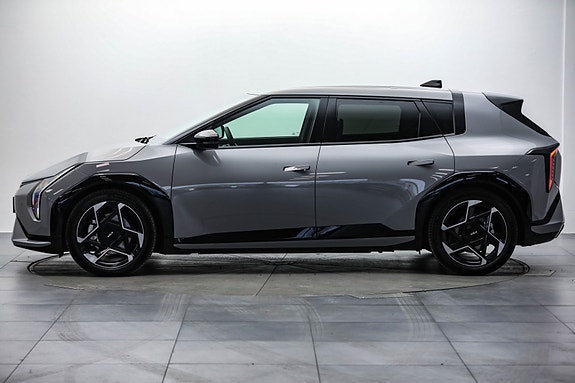 Kia EV4 6 of 30