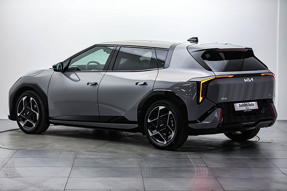 Kia EV4 8 of 30