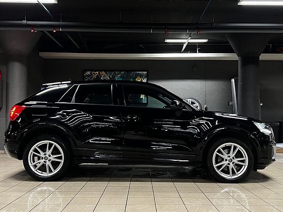 Audi Q2 6 of 30