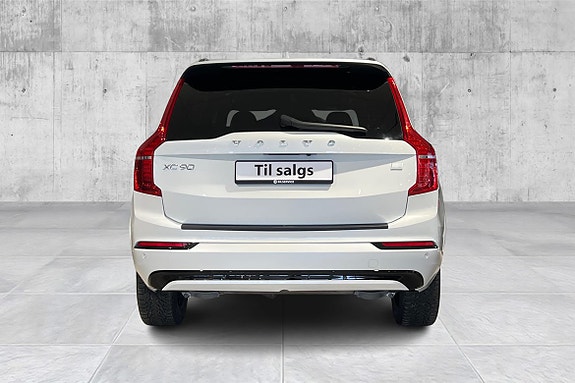Volvo XC90 5 of 5