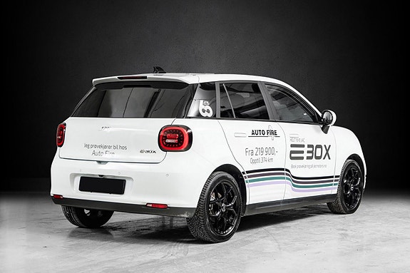 JAC E30X 10 of 22