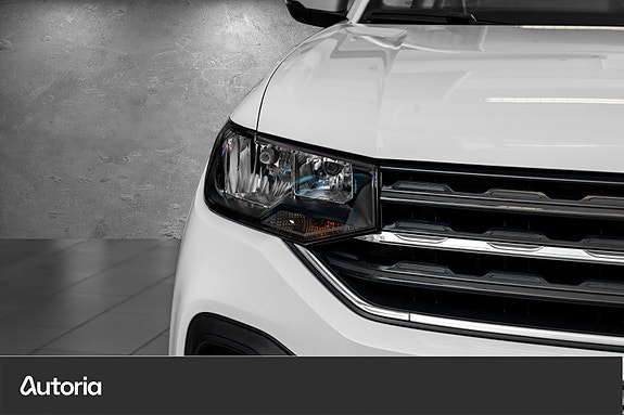 Volkswagen T-Cross 4 of 5