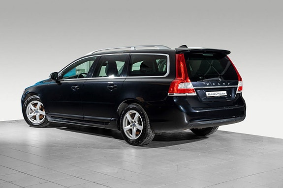 Volvo V70 4 of 30