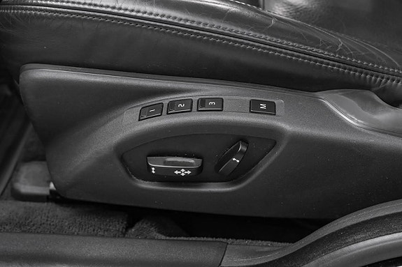 Volvo V70 21 of 30