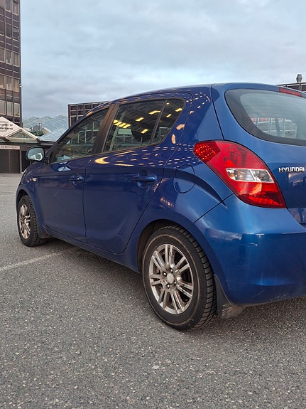 Hyundai i20 4 of 5