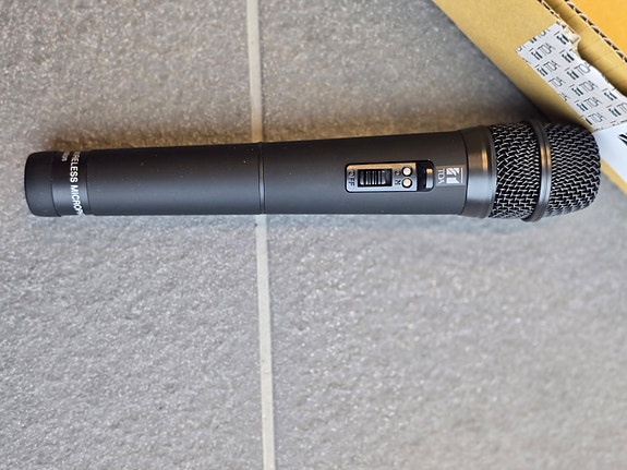 Product image 9 of 10